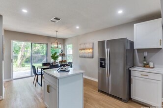 9574 Autumn Shade in San Antonio, TX - Building Photo - Building Photo