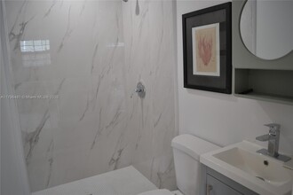 3220 SW 93rd Pl in Miami, FL - Building Photo - Building Photo