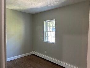 18 Ashcroft St in Dedham, MA - Building Photo - Building Photo