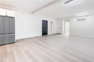 202 Hooker Ave in Poughkeepsie, NY - Building Photo - Building Photo