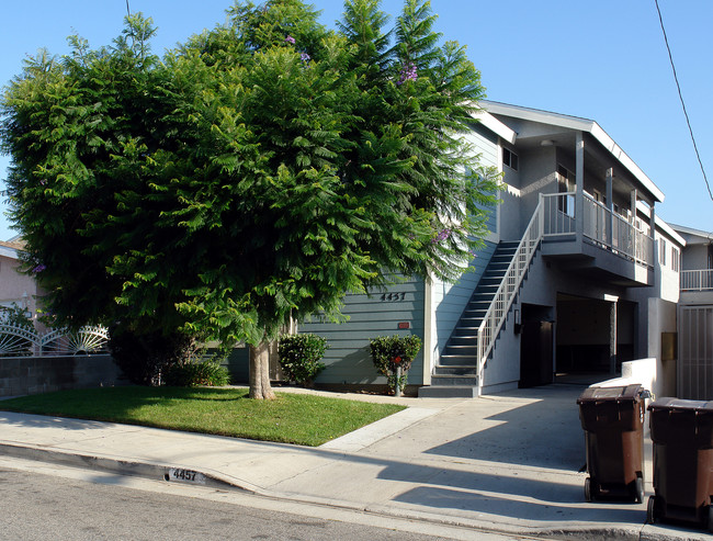 4457 W 134th St in Hawthorne, CA - Foto de edificio - Building Photo