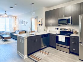 Cedar Pointe Apartments in Blacksburg, VA - Building Photo