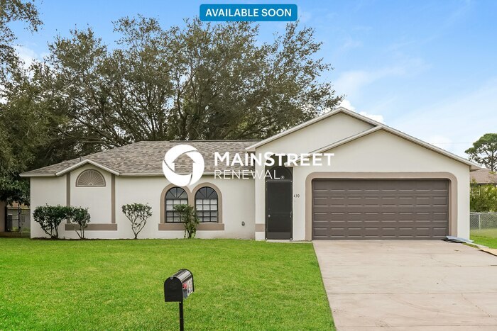 430 Almansa St NE in Palm Bay, FL - Building Photo