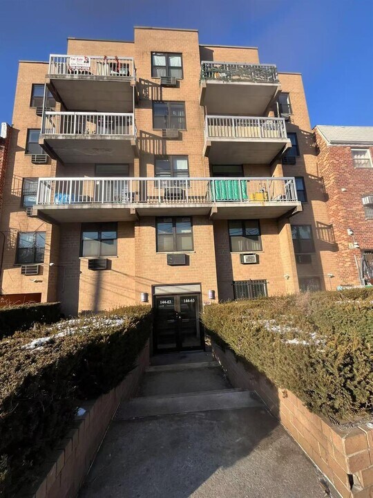 14443 37th Ave in Queens, NY - Building Photo