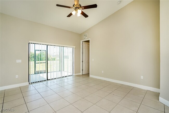 3004 29th St SW in Lehigh Acres, FL - Building Photo - Building Photo