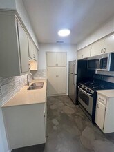 8005 Pinedale Cove in Austin, TX - Building Photo - Building Photo