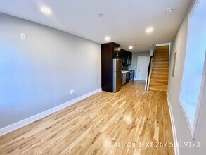 1523 W Girard Ave in Philadelphia, PA - Building Photo - Building Photo