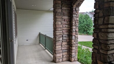 2669 Kathleen Ln NE in Rochester, MN - Building Photo - Building Photo