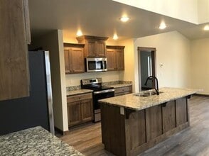 1226 Ryun Sun Way in Bozeman, MT - Building Photo - Building Photo