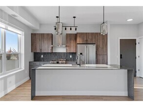 470 Lexington Parkway S in St. Paul, MN - Building Photo - Building Photo