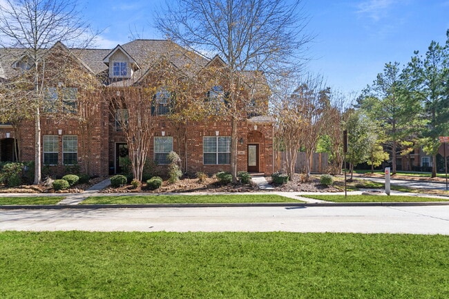 153 E Montfair Blvd in The Woodlands, TX - Building Photo - Building Photo