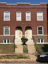 4545 Oakland Ave, Unit 4545 in St. Louis, MO - Building Photo