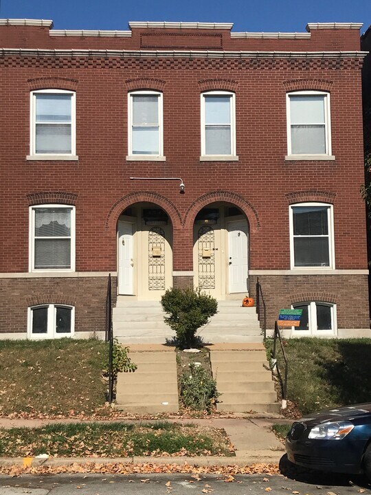 4545 Oakland Ave, Unit 4545 in St. Louis, MO - Foto de edificio
