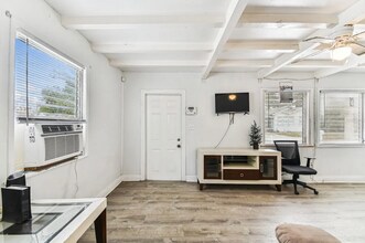 1414 17th St W in Bradenton, FL - Building Photo - Building Photo