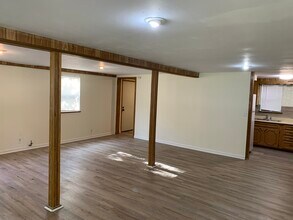 401 Murdock Ave in Collinsville, TX - Foto de edificio - Building Photo