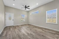 2810 Newhoff St photo'