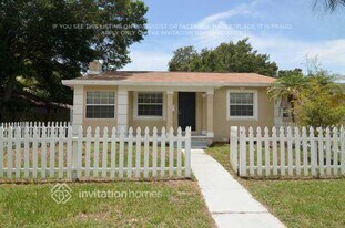 868 46th Ave N in St. Petersburg, FL - Building Photo