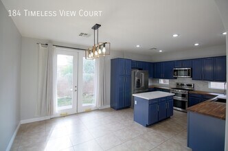 184 Timeless View Ct in Henderson, NV - Building Photo - Building Photo