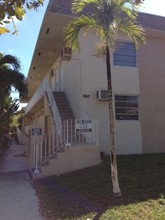 Biarritz Apartments in Miami Beach, FL - Building Photo - Building Photo