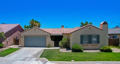 47432 Harbour Lights Ln in Indio, CA - Foto de edificio - Building Photo