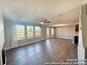 108 Bass Ln in New Braunfels, TX - Building Photo - Building Photo