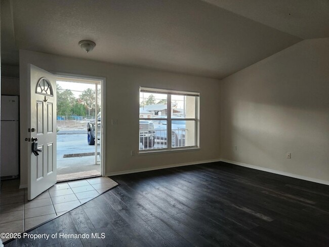 10423 Chalmer St in Spring Hill, FL - Building Photo - Building Photo