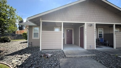 2483 Shay Ct in Fortuna, CA - Building Photo - Building Photo