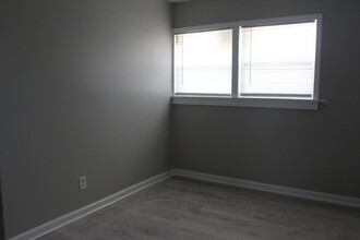 1922 Skylane Dr in Albany, GA - Building Photo - Building Photo