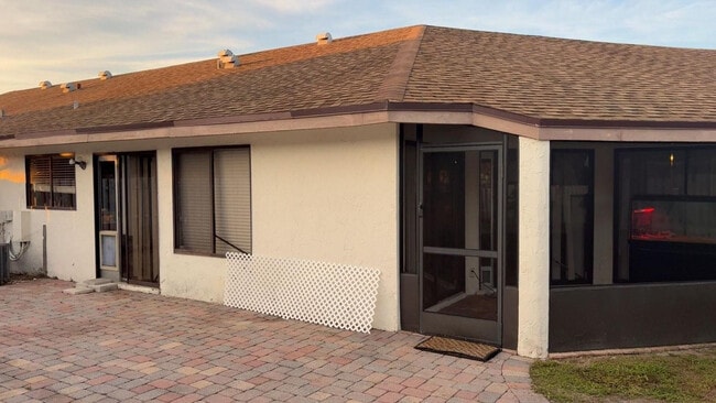 9616 Golf State Park Way