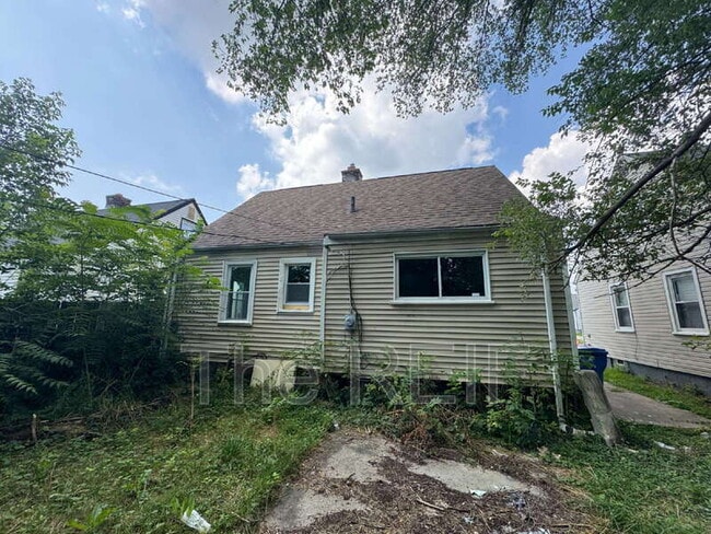 4133 Moore St in Inkster, MI - Building Photo - Building Photo