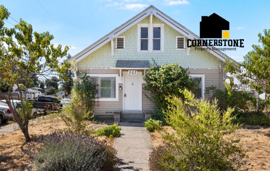 503 W Jackson St in Medford, OR - Building Photo