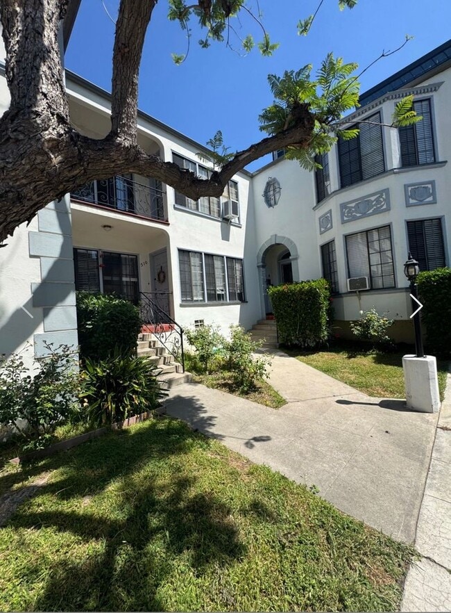 property at 510 S New Hampshire Ave