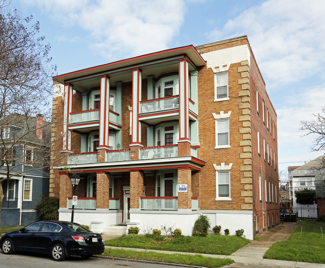 Graydon Avenue Apartments