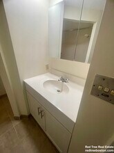 385 Massachusetts Ave in Arlington, MA - Foto de edificio - Building Photo