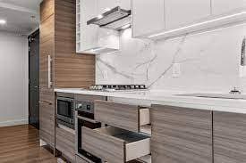 817 Carnarvon St in New Westminster, BC - Building Photo - Building Photo