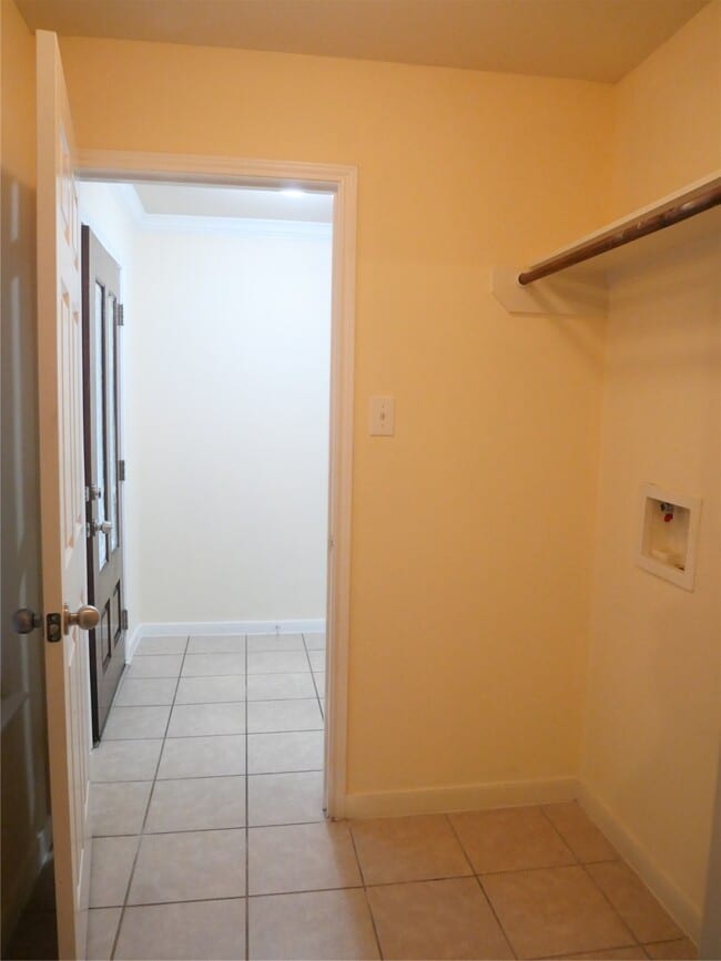 property at 2726 Heatherwind Ln