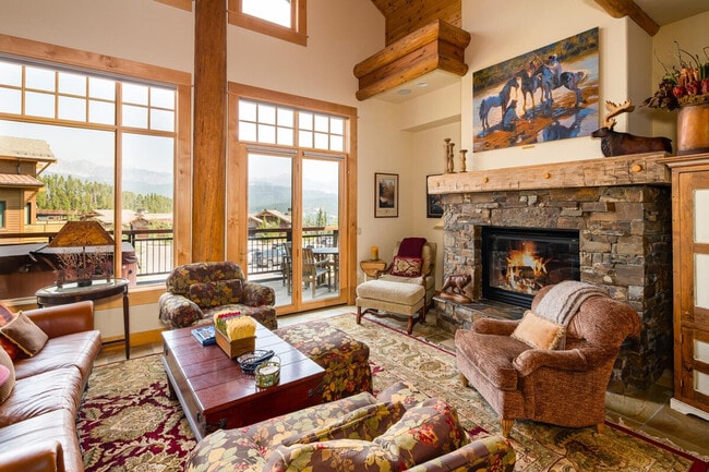 66 Mountain Loop Rd