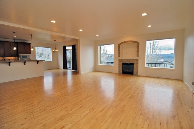 property at 15128 SE Nia Dr