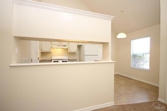 7033 Weatherwood Dr in Pensacola, FL - Building Photo - Building Photo