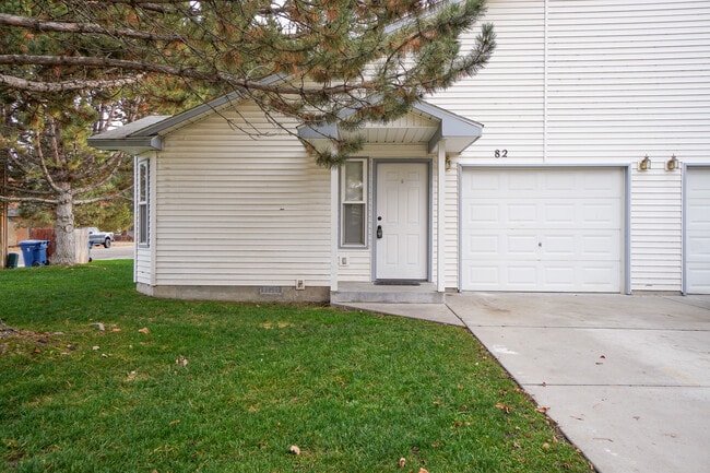 82 3rd St in Middleton, ID - Building Photo - Building Photo