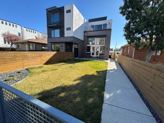 1726 King St in Denver, CO - Building Photo - Building Photo