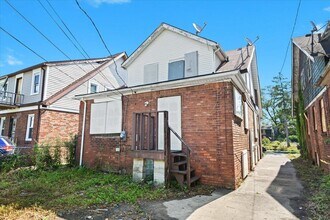 16169 Kentucky St in Detroit, MI - Building Photo - Building Photo
