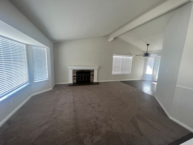 561 Amanda Ct in Vacaville, CA - Building Photo - Building Photo