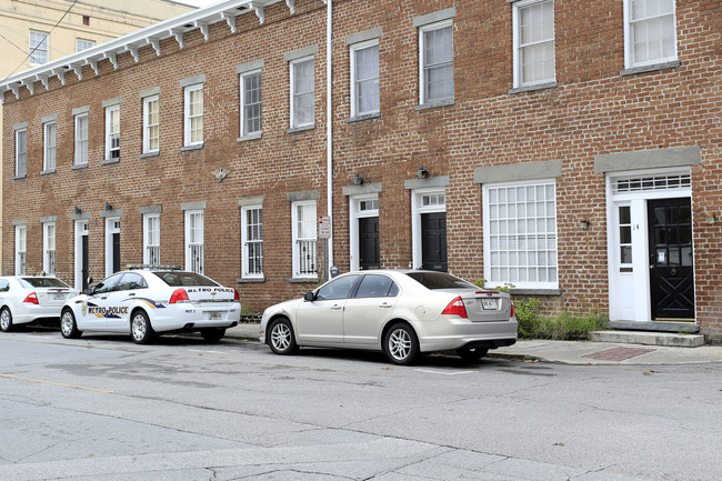 136-144 Jefferson St in Savannah, GA - Building Photo - Building Photo