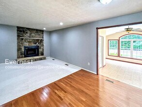 11108 Huntington Meadows Ln in Fredericksburg, VA - Building Photo - Building Photo