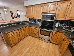 227 Main St, Unit 137 in Lincoln, NH - Building Photo - Building Photo