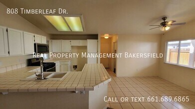 808 Timberleaf Dr in Bakersfield, CA - Building Photo - Building Photo
