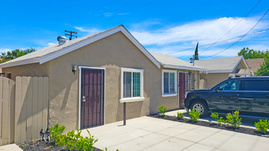 1420 Pelton Ave in Modesto, CA - Building Photo - Building Photo