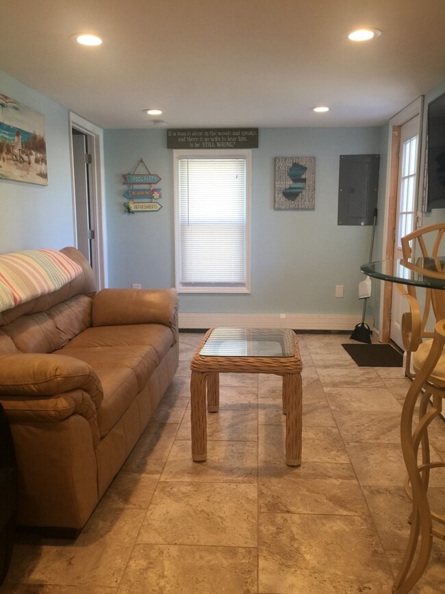 44 Hancock Ave, Unit 2HAN in Seaside Heights, NJ - Building Photo - Building Photo