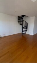 20-10 Steinway St in Queens, NY - Building Photo - Building Photo